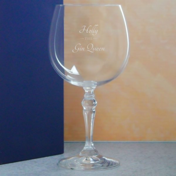 Engraved Crystal Gin and Tonic Cocktail Glass with The Gin Queen Design, Personalise with Any Name - Image 4