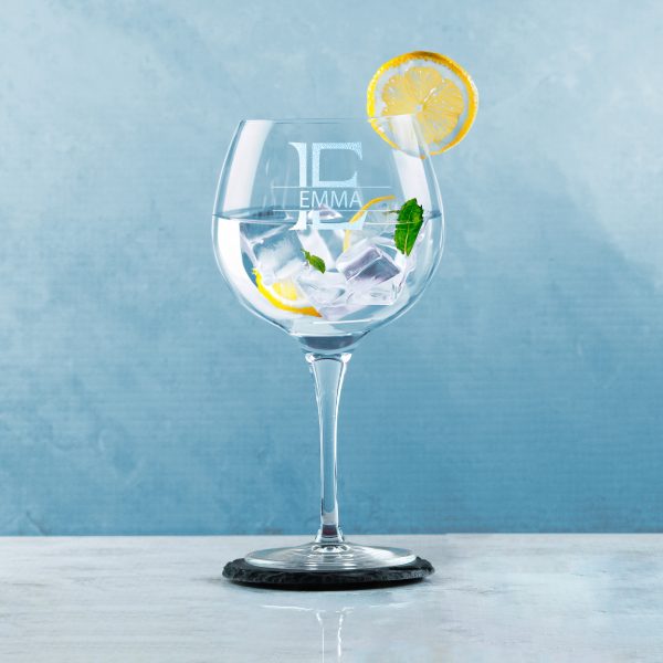 Engraved Primeur Gin Glass, Initial and Name, 680ml, Striped Font - Image 4