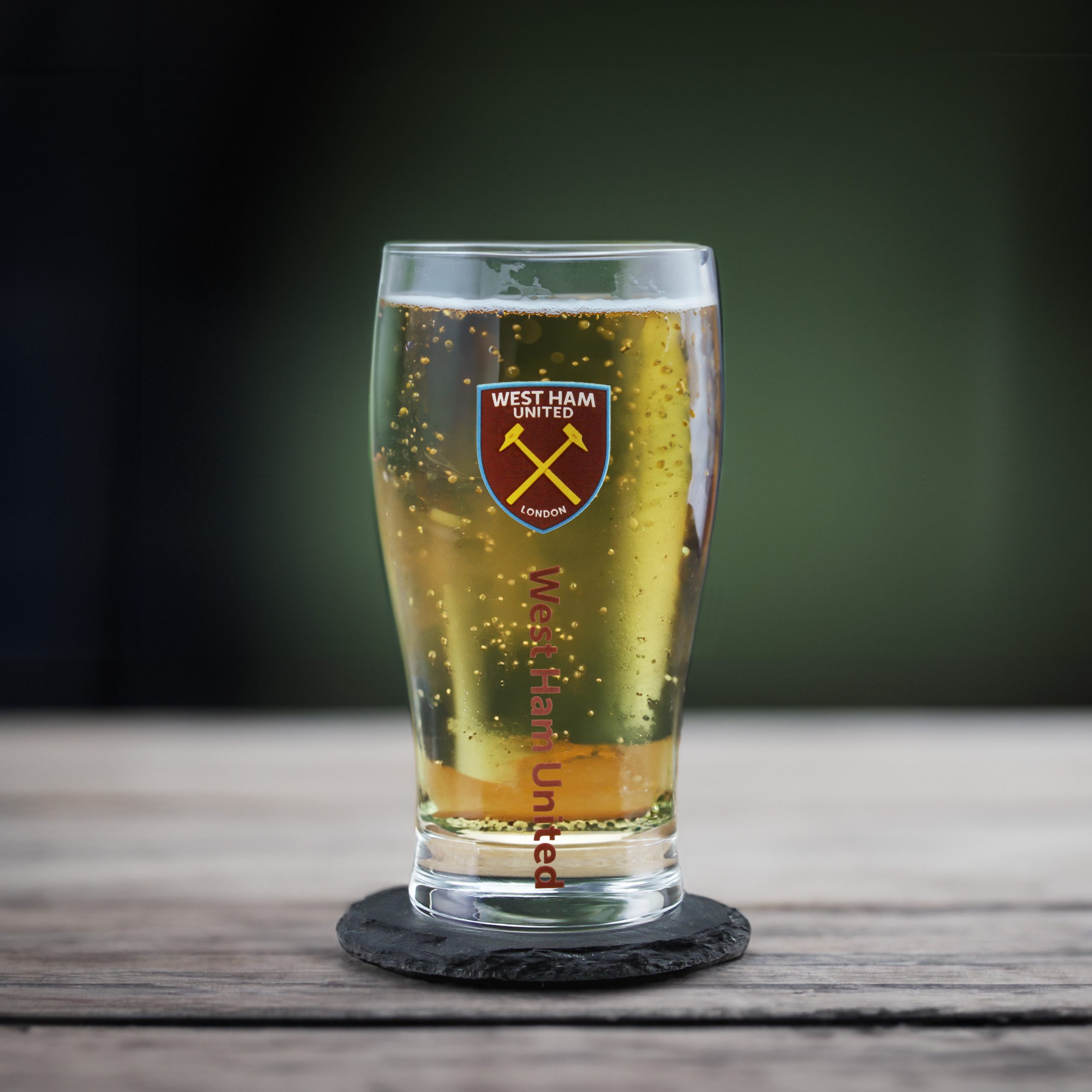 Engraved West Ham 20oz Tulip Pint Glass, Gift Boxed - Image 4