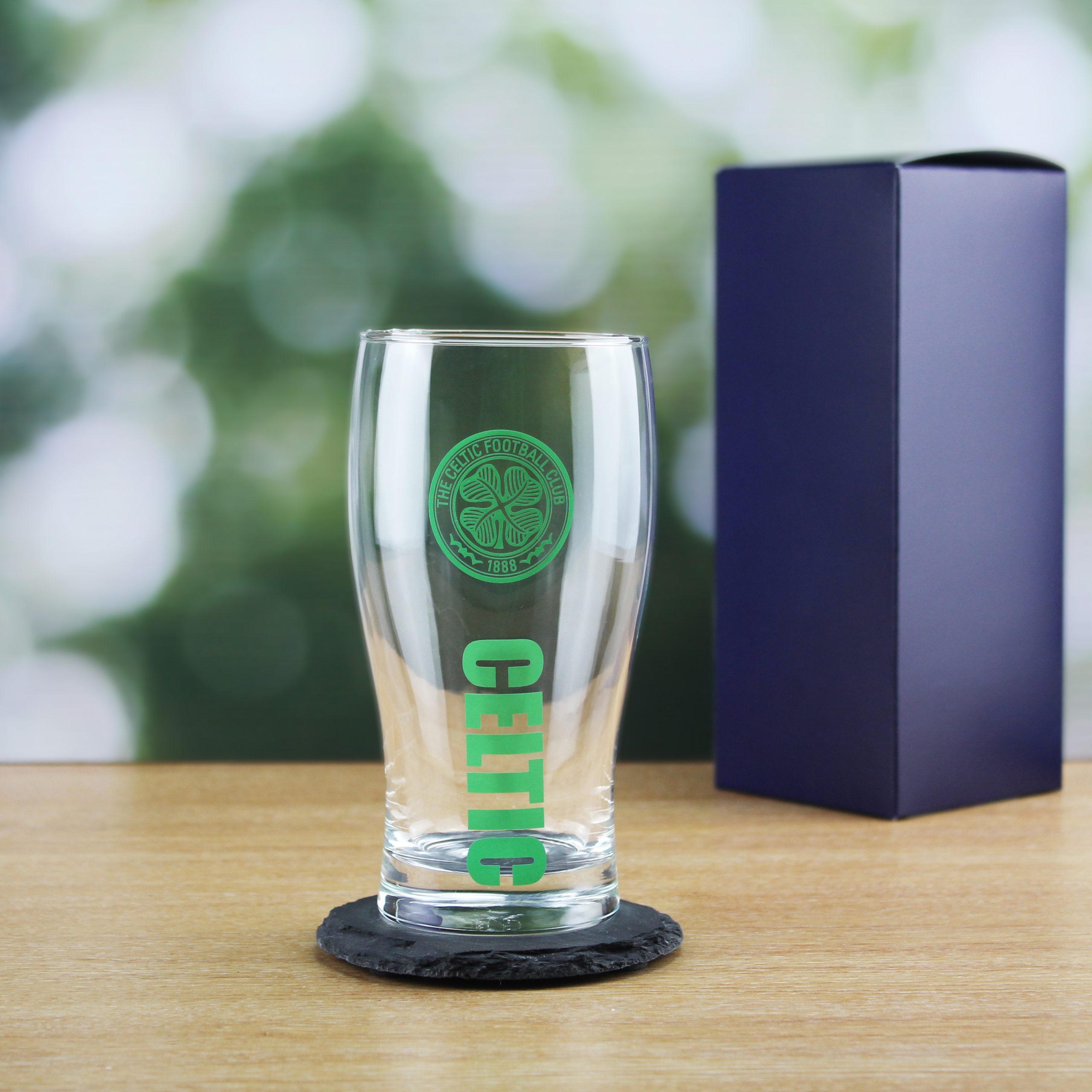 Engraved Celtic 20oz Tulip Pint Glass, Gift Boxed